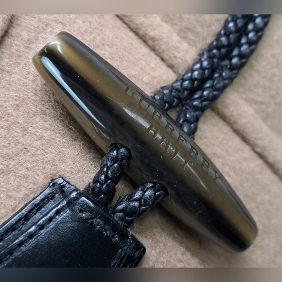 Burberry Womens Duffle Toggle Fur Hood Jacket Winter Camel Wool Nova Check 12 US - Picture 4 of 16